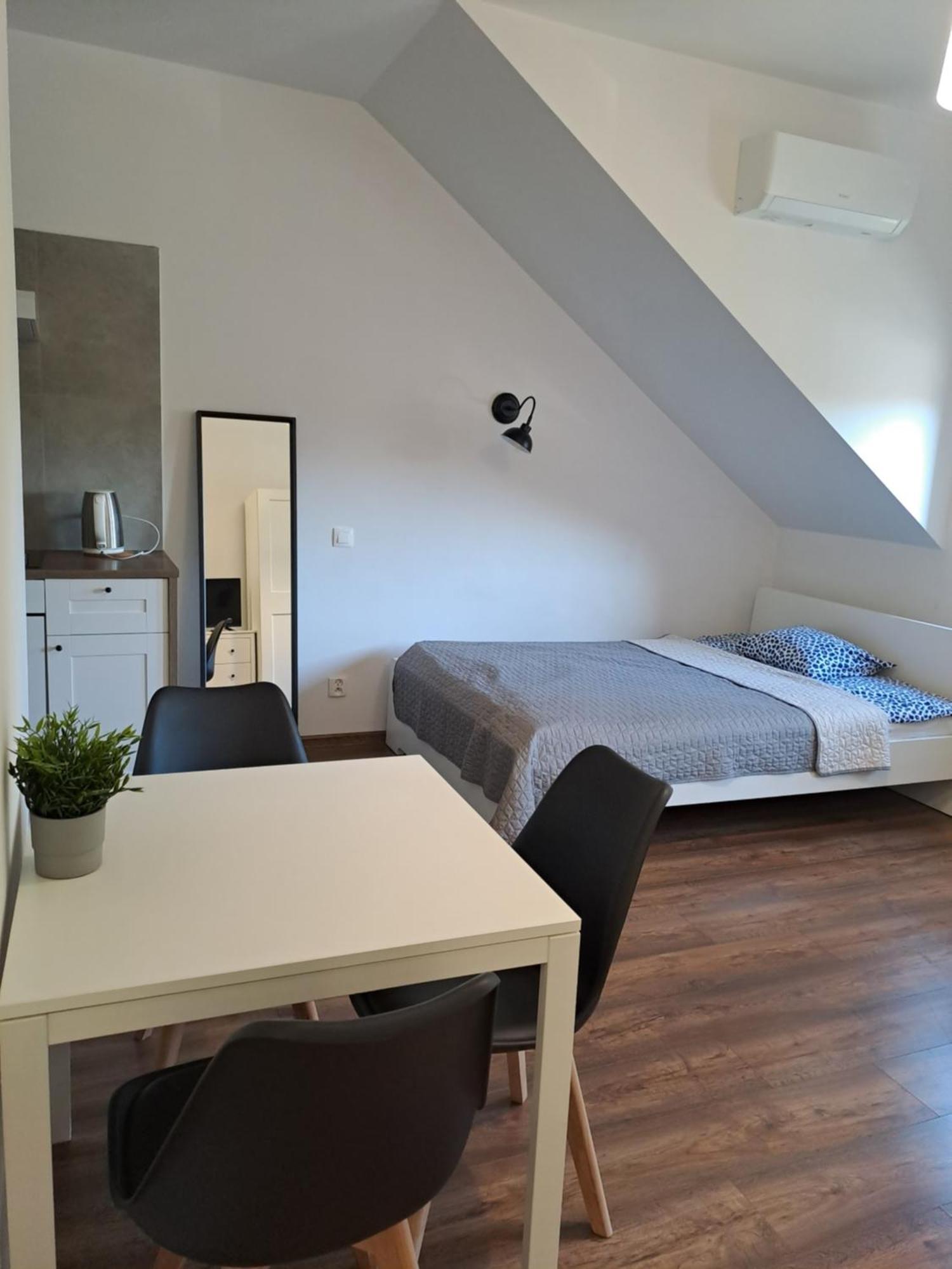 Prokocim Apartments 크라쿠프 외부 사진